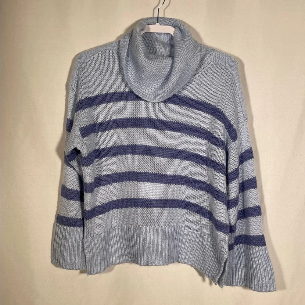WOODEN SHIPS WOMENS BLUE STRIPE TURTLENECK SWEATER SMALL/MEDIUM